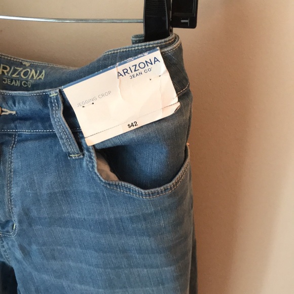 NWT Arizona Jean Co. Jegging Crop Size 15 - Picture 2 of 5